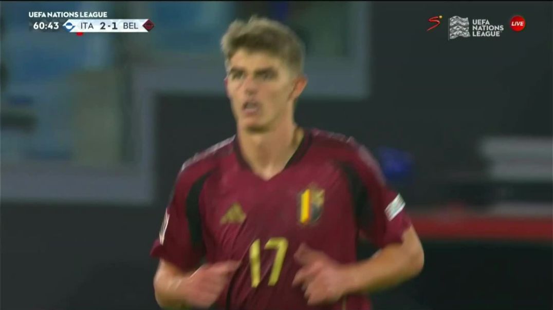 ⁣Italy 2 - [2] Belgium - Leandro Trossard 61