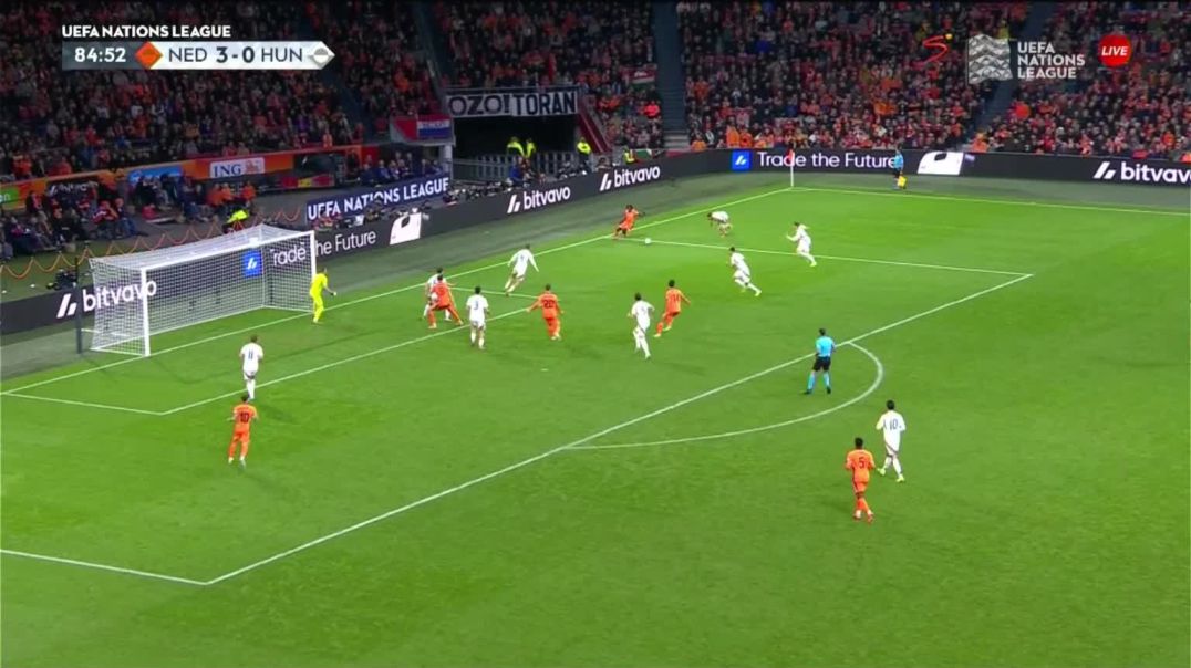 Netherlands [4] - 0 Hungary - Teun Koopmeiners 85‎'‎