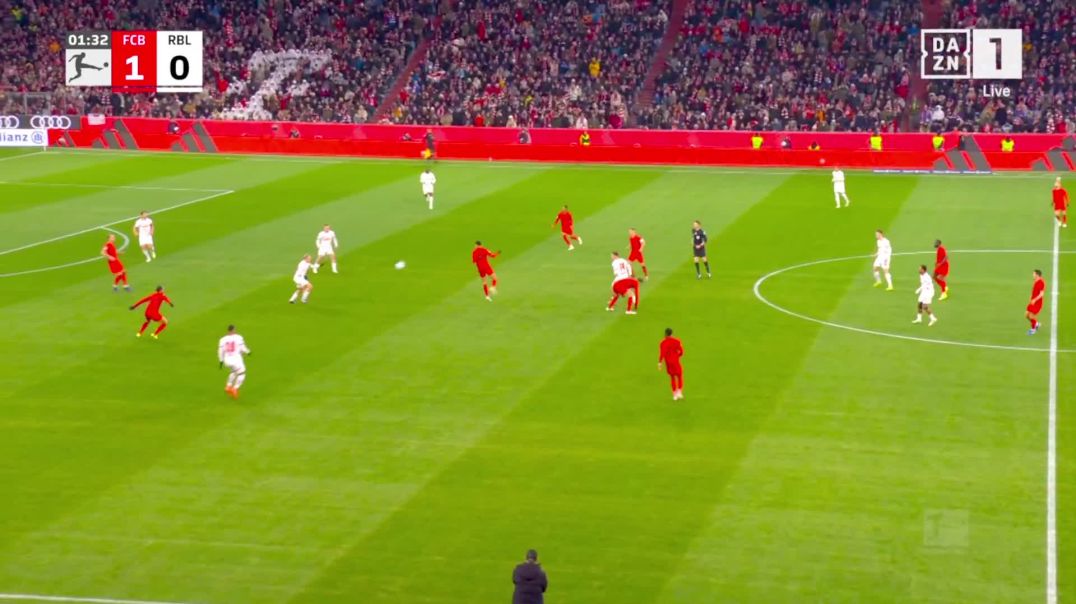 ⁣Bayern Munich [1] - 0 RB Leipzig - Jamal Musiala 1'