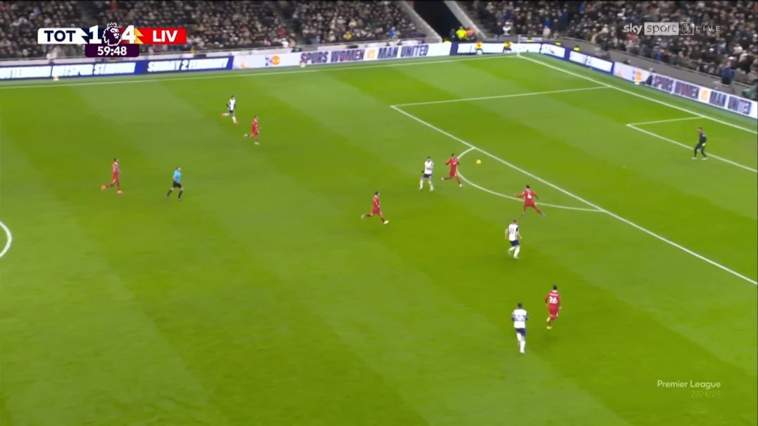 ⁣Tottenham 1 - [5] Liverpool - Mohamed Salah 61'