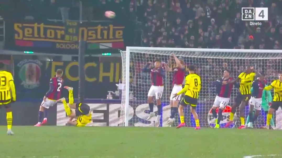 ⁣Bologna 0 - [1] Dortmund - Serhou Guirassy Penalty 15'