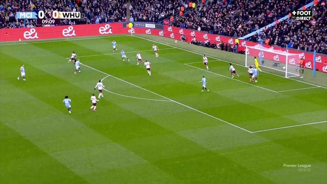 ⁣Manchester City [1] - 0 West Ham - Savinho 10'