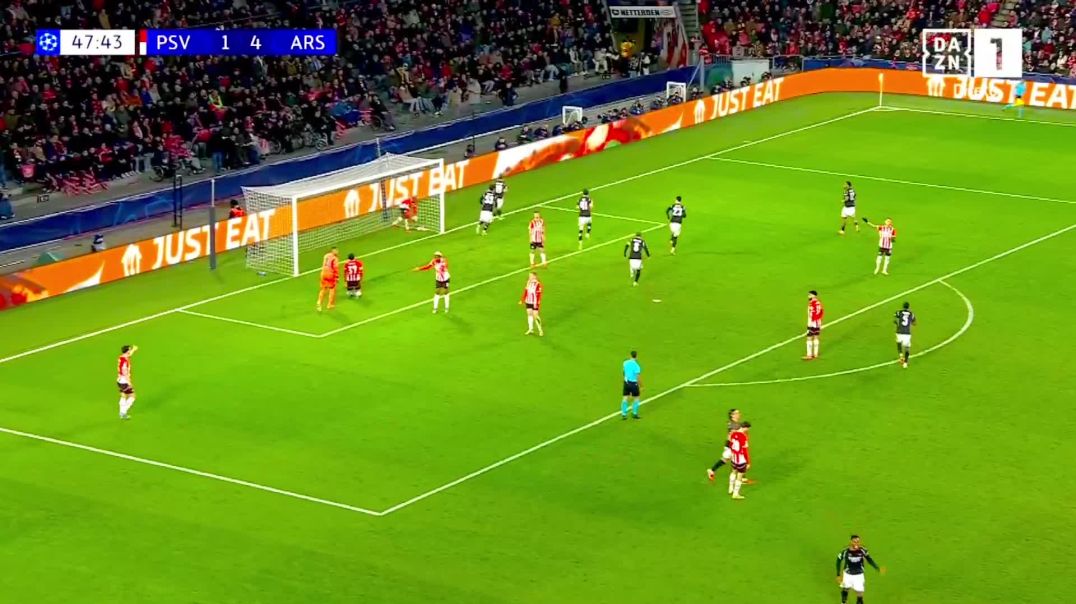 ⁣PSV 1 - [5] Arsenal - L. Trossard 48'