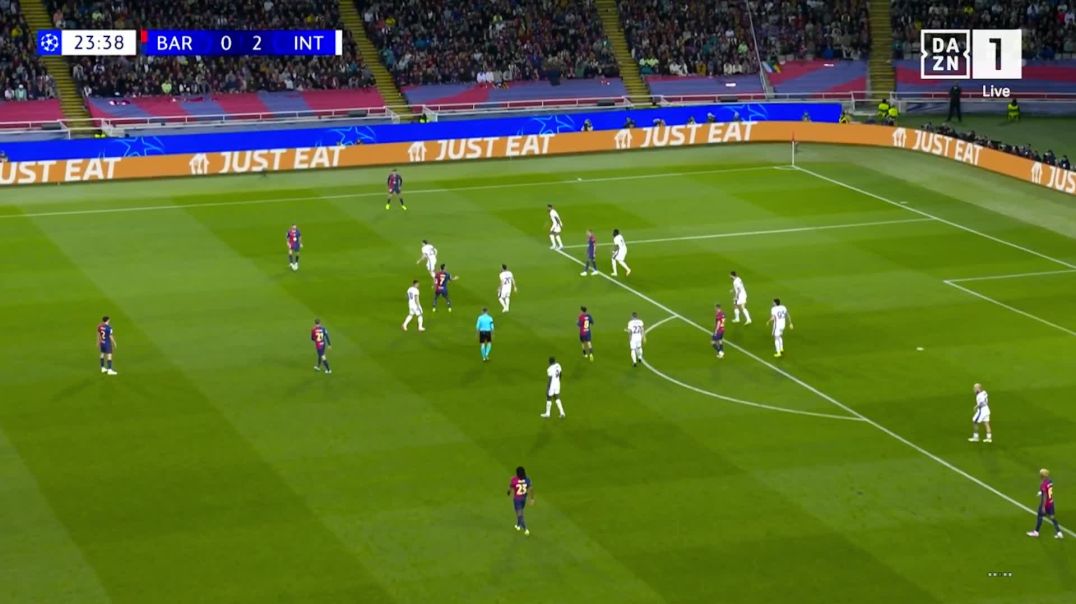 ⁣Barcelona [1] - 2 Inter - Lamine Yamal 24'