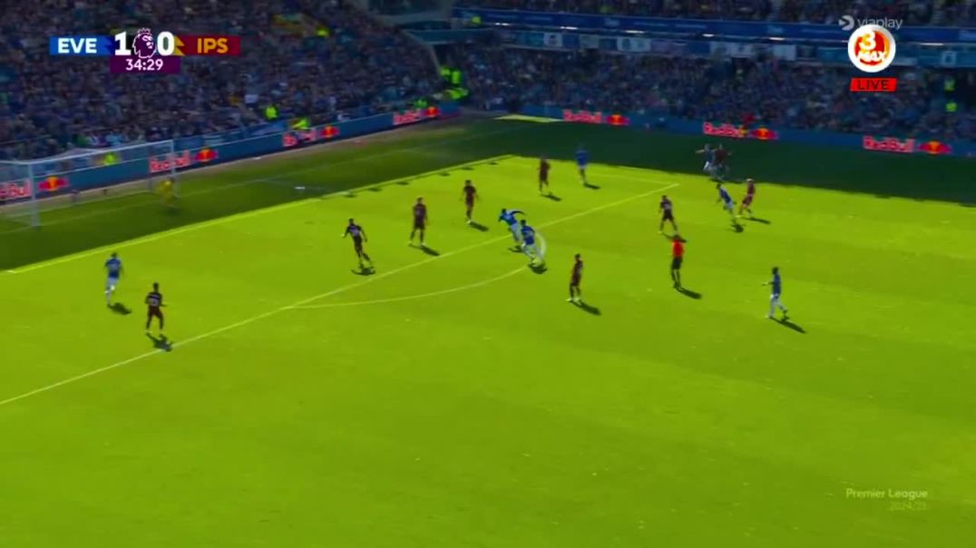 Everton [2] - 0 Ipswich - Dwight McNeil 35'