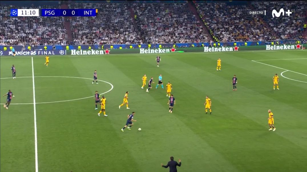 ⁣PSG [1] - 0 Inter - Achraf Hakimi 12'