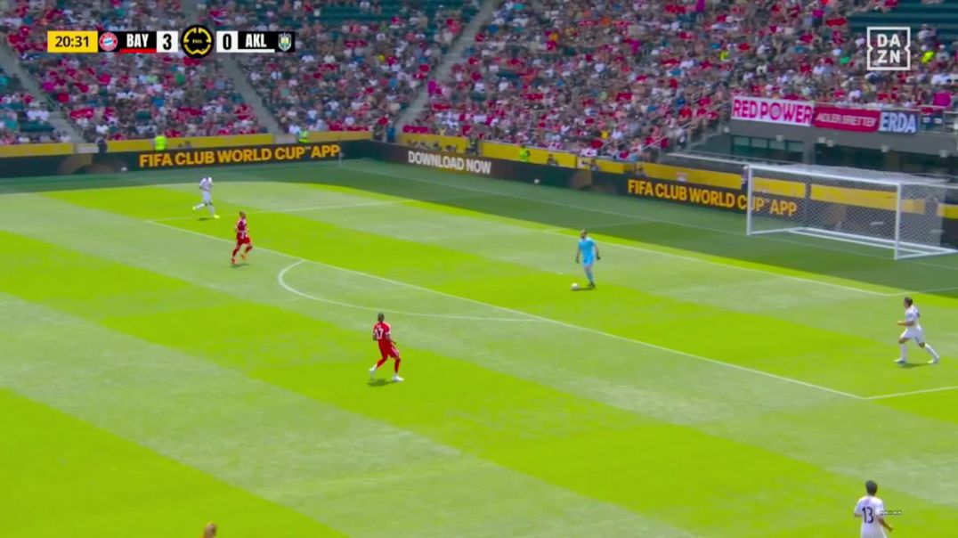 ⁣Bayern Munich [4] - 0 Auckland City - K. Coman 21'