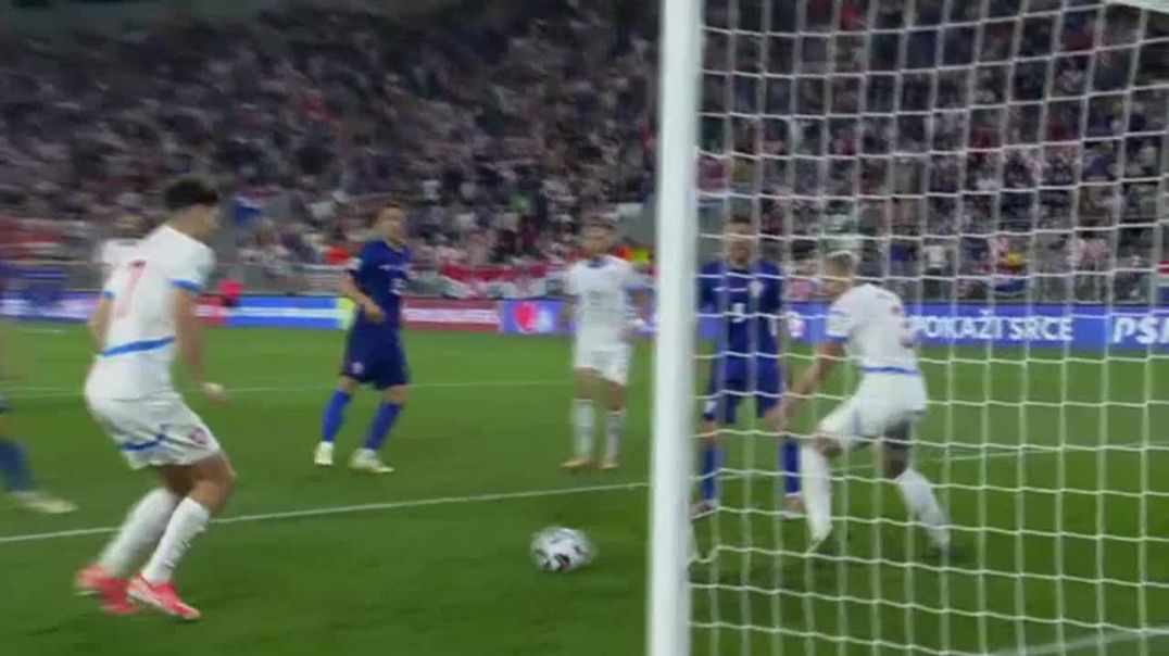 ⁣Croatia [4]-1 Czech Republic - Ante Budimir penalty 72'